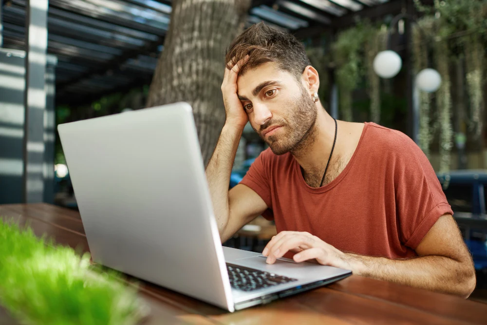 Why Modern Websites Fail to Convert Visitors Into Customers